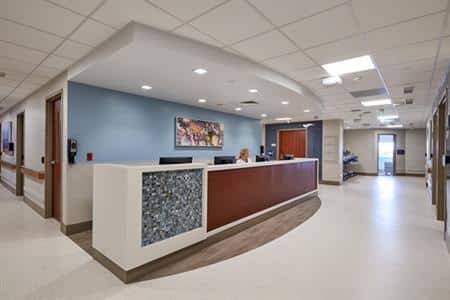 2017-oncology-unit-nurse-station