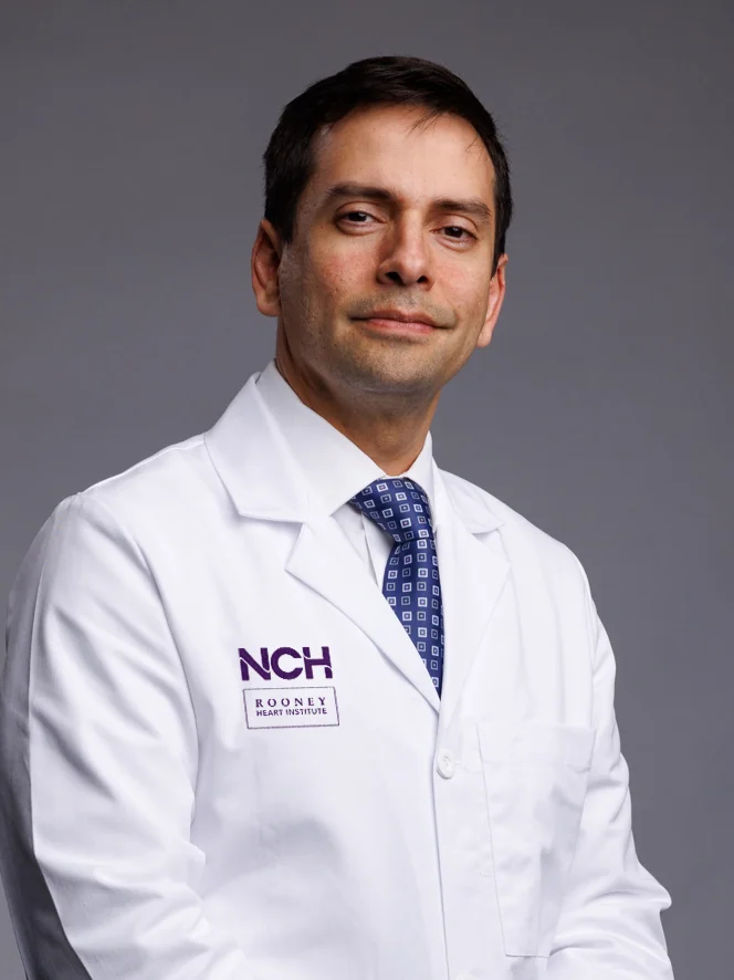 Headshot of Luiz Paz-Rios