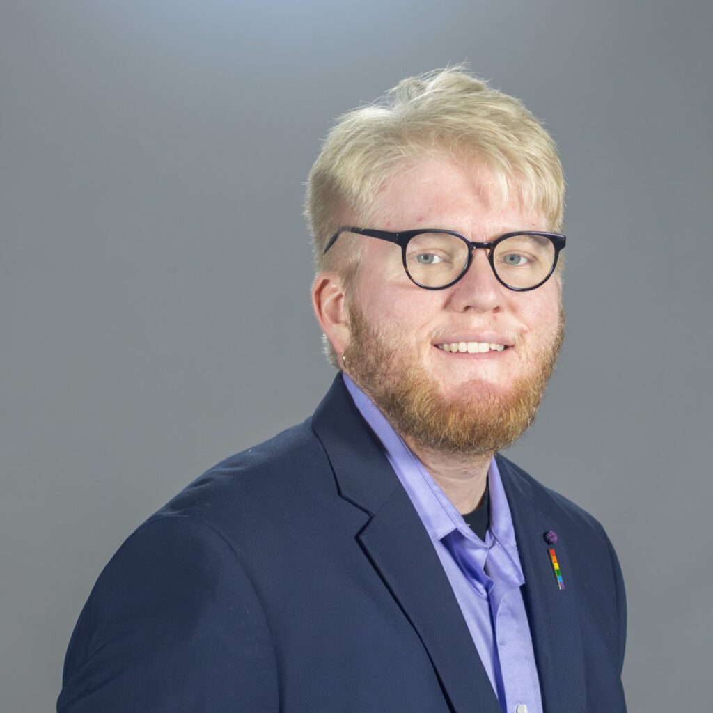 Brooks Applegate 1 1